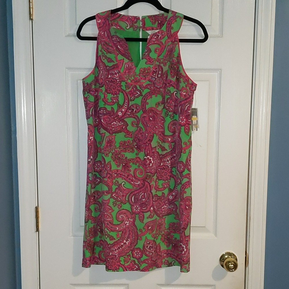 Crown & Ivy sleeveless Paisley Dress  Sz M
NWT